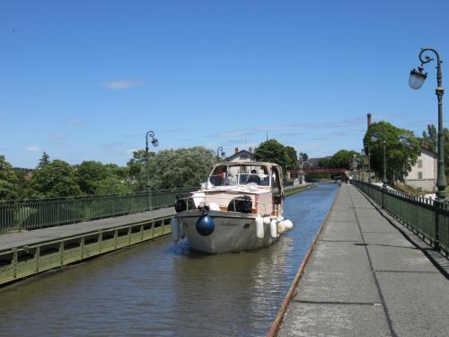 Salliance au Pont-Canal de Briare (traversée de la Loire)